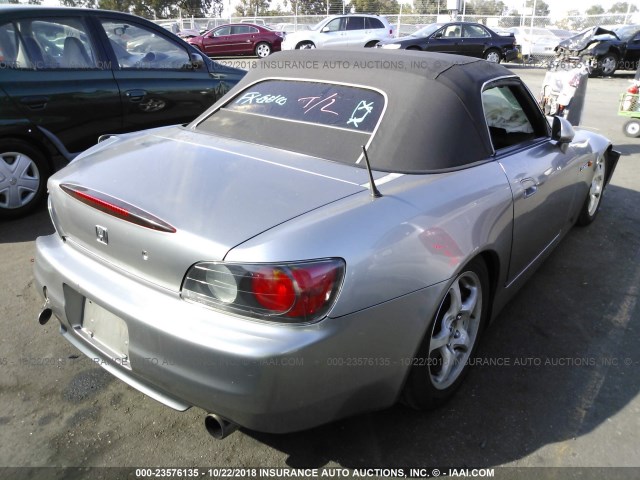 JHMAP1149YT001454 - 2000 HONDA S2000 SILVER photo 4