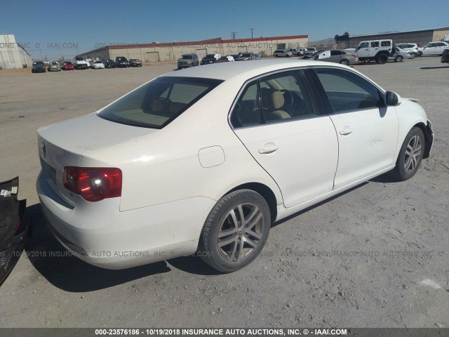 3VWRG71K26M765113 - 2006 VOLKSWAGEN JETTA 2.5 WHITE photo 4