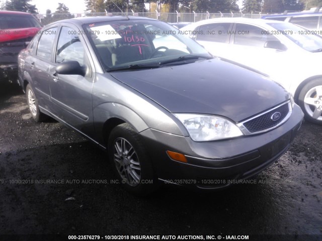 1FAFP34N87W322220 - 2007 FORD FOCUS ZX4/S/SE/SES GRAY photo 1