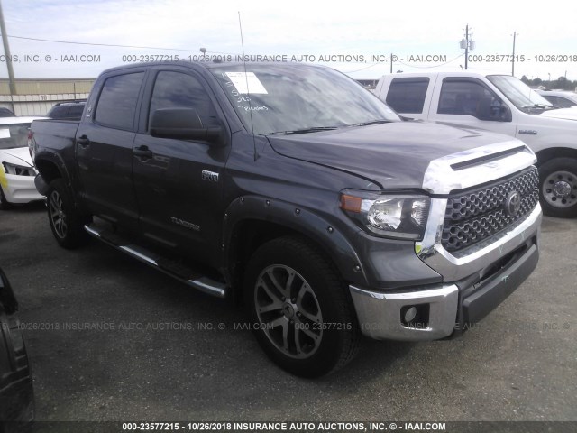 5TFEY5F1XJX233341 - 2018 TOYOTA TUNDRA CREWMAX SR5 Pewter photo 1