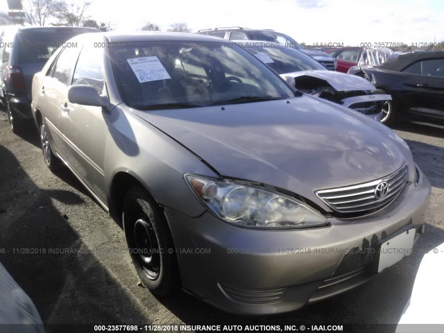 4T1BE32K95U512524 - 2005 TOYOTA CAMRY LE/XLE/SE 金色 照片 1