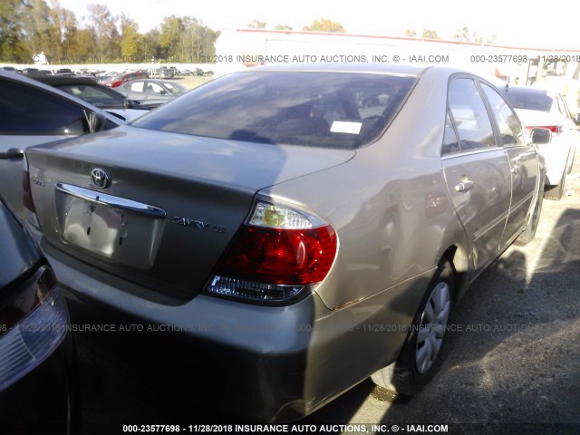 4T1BE32K95U512524 - 2005 TOYOTA CAMRY LE/XLE/SE 金色 照片 4