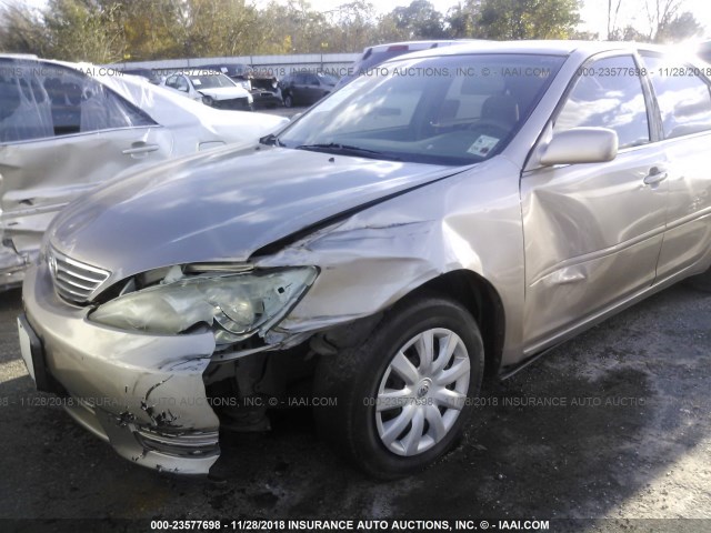4T1BE32K95U512524 - 2005 TOYOTA CAMRY LE/XLE/SE 金色 照片 6
