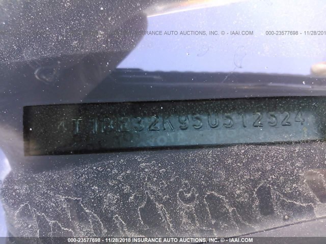 4T1BE32K95U512524 - 2005 TOYOTA CAMRY LE/XLE/SE 金色 照片 9