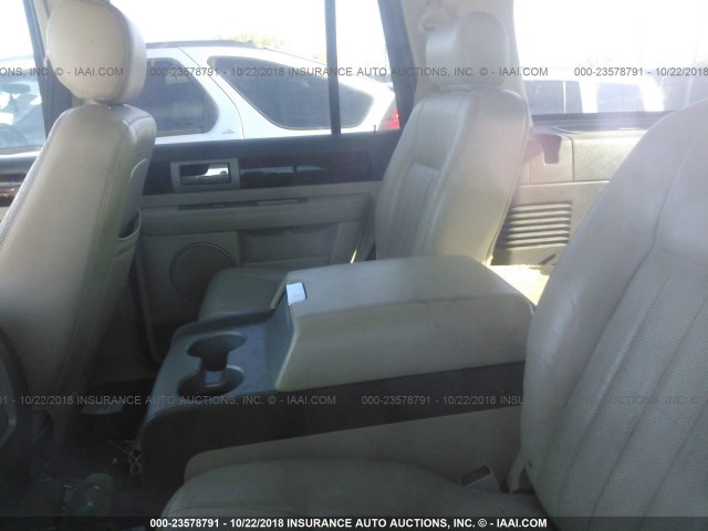 5LMFU28R64LJ04048 - 2004 LINCOLN NAVIGATOR Қоңыр фото 8