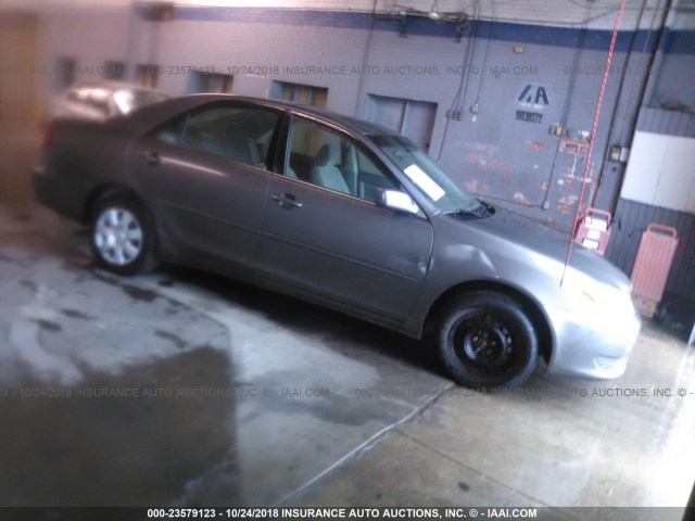 4T1BE32K14U936424 - 2004 TOYOTA CAMRY LE/XLE/SE BROWN photo 1