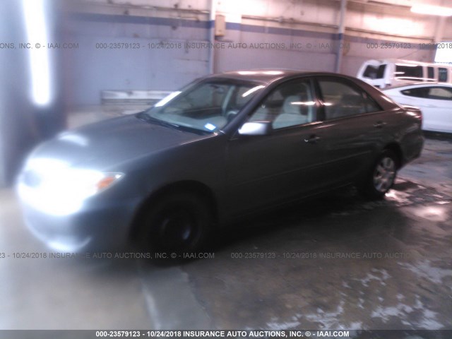 4T1BE32K14U936424 - 2004 TOYOTA CAMRY LE/XLE/SE BROWN photo 2