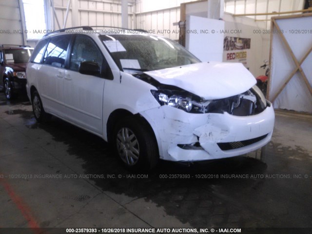 5TDZK23CX8S166778 - 2008 TOYOTA SIENNA CE/LE WHITE photo 1