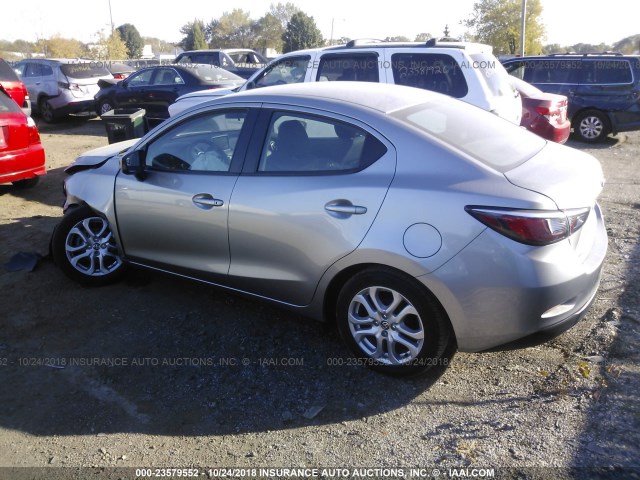 3MYDLBZV6GY128702 - 2016 TOYOTA SCION IA GRAY photo 3