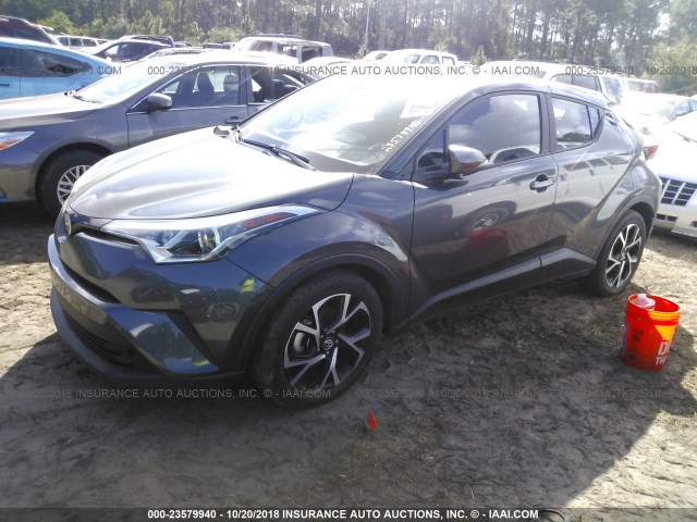 NMTKHMBX9JR038259 - 2018 TOYOTA C-HR XLE/XLE PREMIUM GRAY photo 2