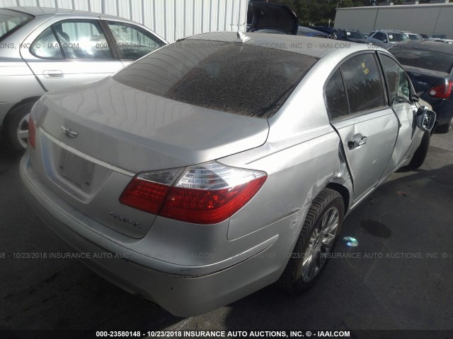 KMHGC46E49U040955 - 2009 HYUNDAI GENESIS 3.8L SILVER photo 4