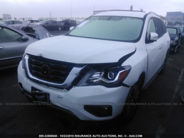 5N1DR2MN4JC635551 - 2018 NISSAN PATHFINDER S/SV/SL/PLATINUM WHITE photo 2