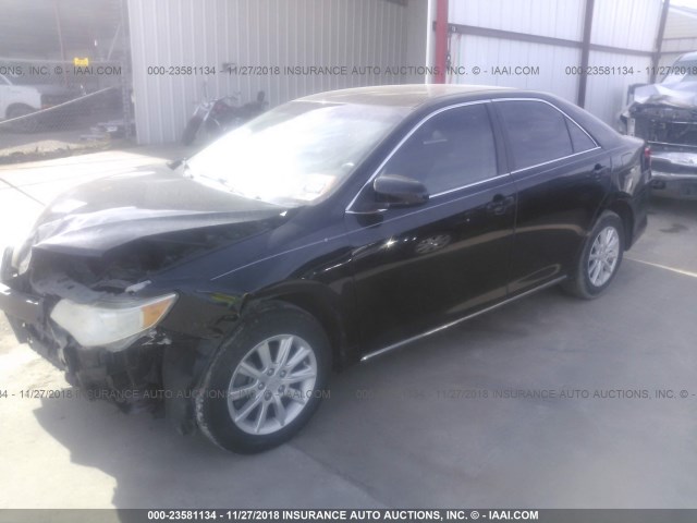 4T1BF1FK9CU080929 - 2012 TOYOTA CAMRY SE/LE/XLE BLACK photo 2