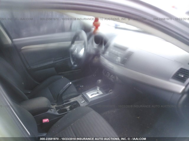 JA32V2FW8CU031557 - 2012 MITSUBISHI LANCER SE GRAY photo 5