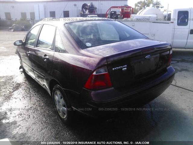 1FAFP34N77W320863 - 2007 FORD FOCUS ZX4/S/SE/SES MAROON photo 3