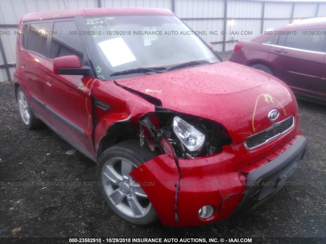 KNDJT2A22A7044758 - 2010 KIA SOUL +/!/SPORT RED photo 1