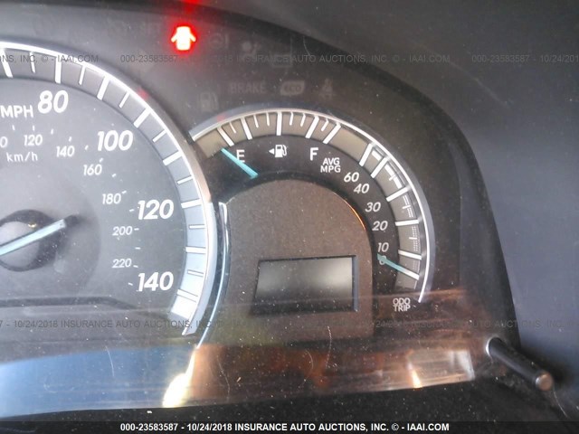 4T1BF1FK7EU762386 - 2014 TOYOTA CAMRY L/SE/LE/XLE Qara foto 7