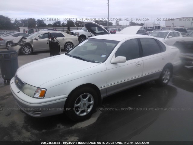 4T1BF18B6XU308114 - 1999 TOYOTA AVALON XL/XLS WHITE photo 2