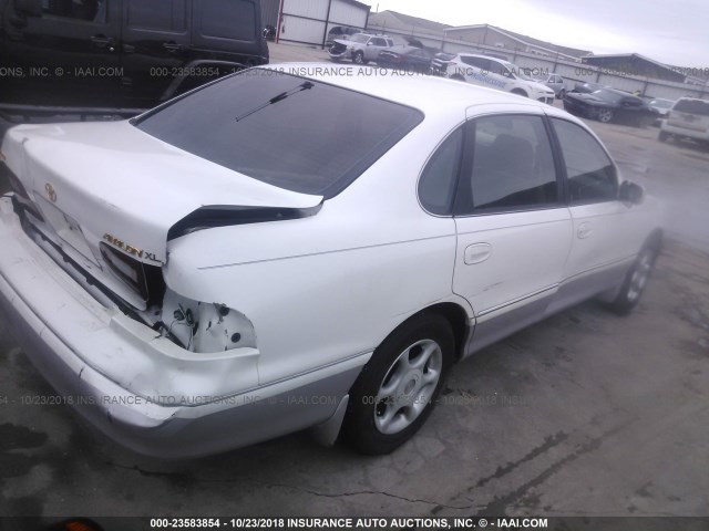 4T1BF18B6XU308114 - 1999 TOYOTA AVALON XL/XLS WHITE photo 4