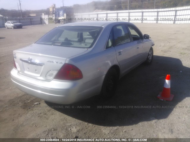 4T1BF28BX1U137865 - 2001 TOYOTA AVALON XL/XLS SILVER photo 4