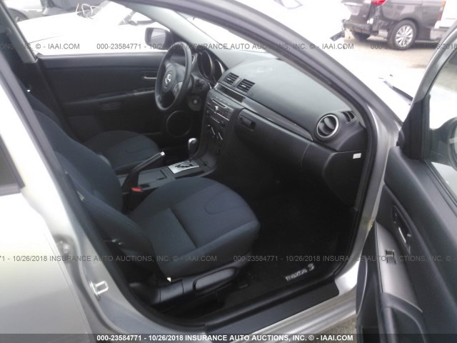 JM1BK323281868163 - 2008 MAZDA 3 S SILVER photo 5