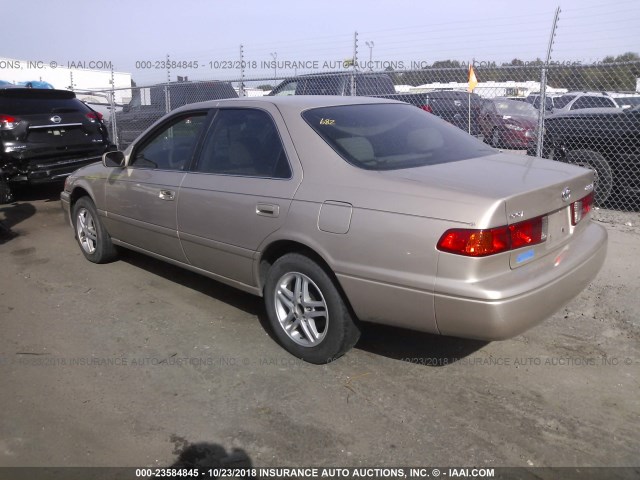 4T1BF22K41U131360 - 2001 TOYOTA CAMRY LE/XLE TAN photo 3