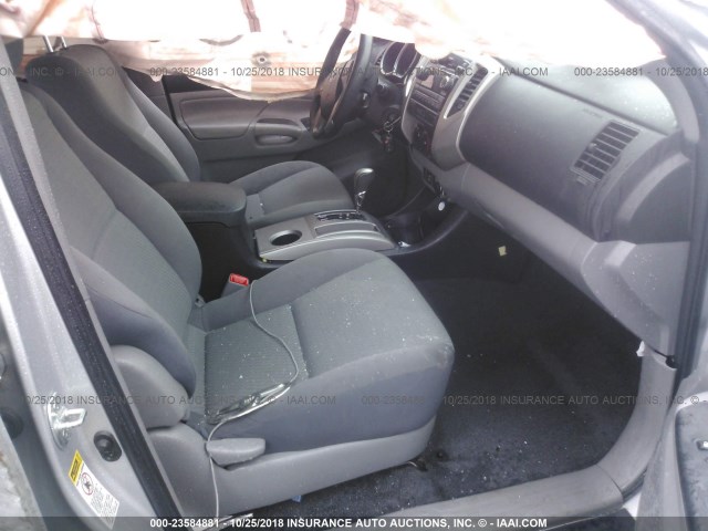 5TFJU4GN3CX025035 - 2012 TOYOTA TACOMA DOUBLE CAB PRERUNNER SILVER photo 5