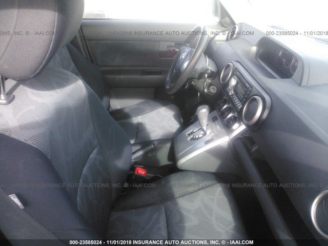 JTLZE4FE2B1139762 - 2011 TOYOTA SCION XB Grau Foto 5