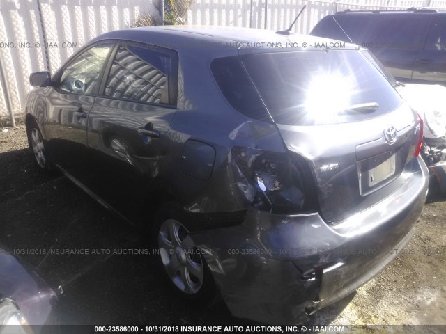 2T1KU40EX9C026432 - 2009 TOYOTA COROLLA MATRIX  GRAY photo 3