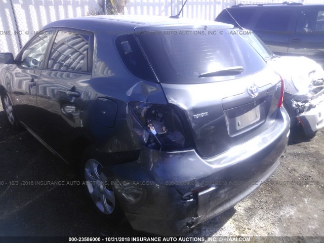 2T1KU40EX9C026432 - 2009 TOYOTA COROLLA MATRIX  GRAY photo 6