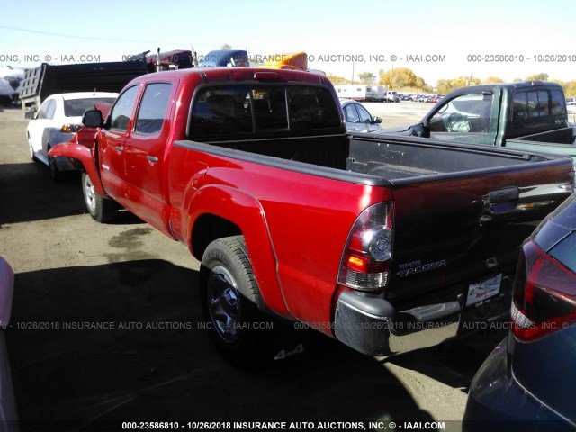 3TMMU4FNXDM060385 - 2013 TOYOTA TACOMA DOUBLE CAB LONG BED MAROON photo 3