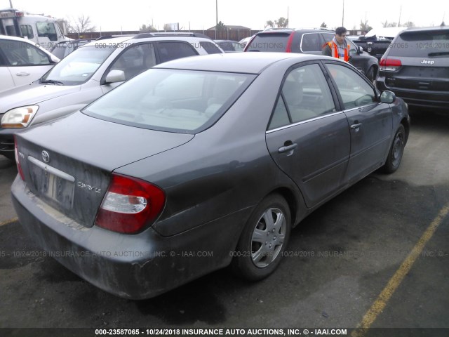 4T1BE32K83U700898 - 2003 TOYOTA CAMRY LE/XLE/SE GRAY photo 4