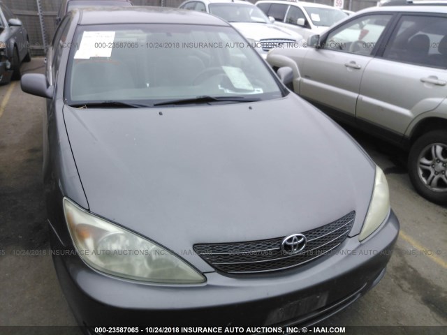 4T1BE32K83U700898 - 2003 TOYOTA CAMRY LE/XLE/SE GRAY photo 6