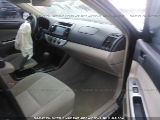 4T1BE32K06U125765 - 2006 TOYOTA CAMRY LE/XLE/SE BLACK photo 5
