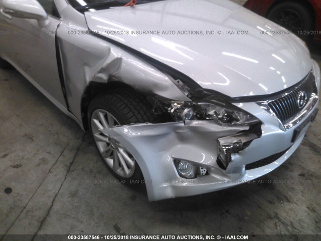 JTHCK262995031502 - 2009 LEXUS IS 250 SILVER photo 6