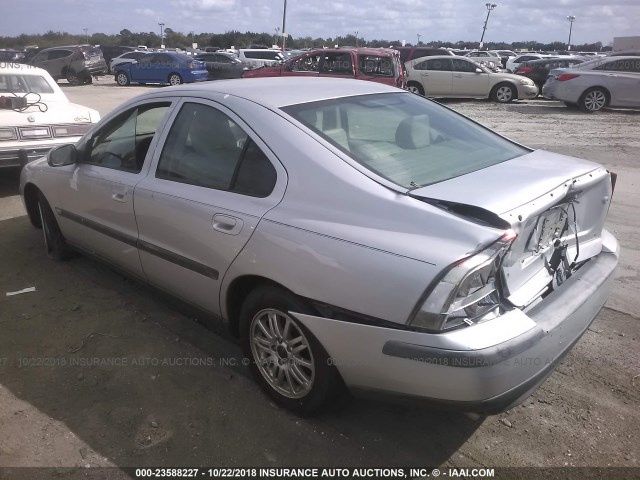 YV1RS61T732259679 - 2003 VOLVO S60 SILVER photo 3
