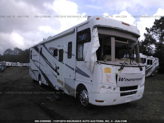 1F6NF53Y860A14839 - 2007 FOUR WINDS F550  WHITE photo 1
