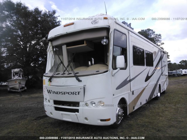 1F6NF53Y860A14839 - 2007 FOUR WINDS F550  WHITE photo 2