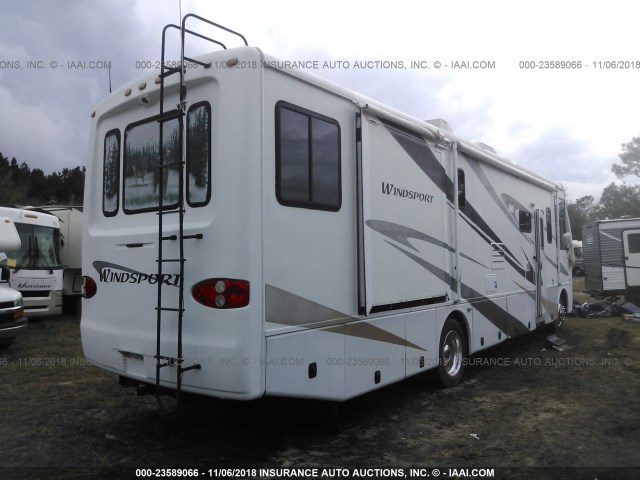 1F6NF53Y860A14839 - 2007 FOUR WINDS F550  WHITE photo 4