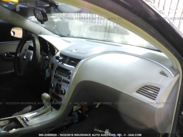 1G1ZG57B69F194303 - 2009 CHEVROLET MALIBU LS შავი ფოტო 5