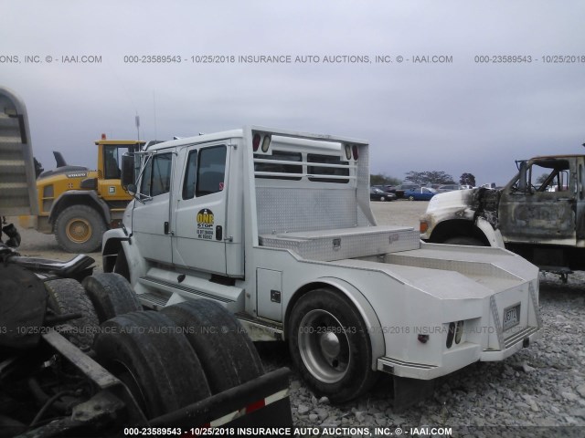 1FV3GJBC9XHA78303 - 1999 FREIGHTLINER FL60  WHITE photo 3