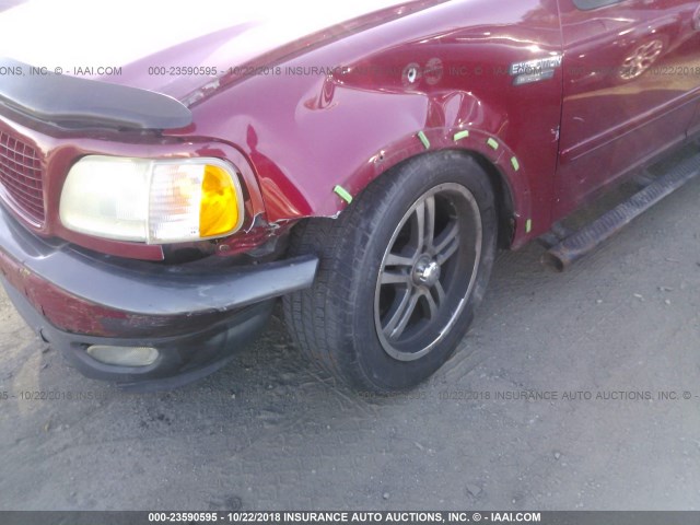 1FMRU16W11LB53902 - 2001 FORD EXPEDITION XLT BURGUNDY photo 6