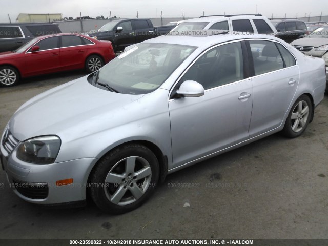 3VWRM71K68M073352 - 2008 VOLKSWAGEN JETTA SE/SEL SILVER photo 2