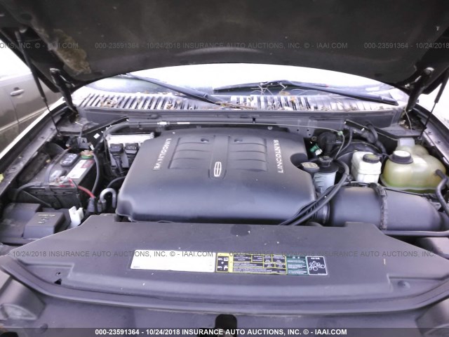 5LMFU28R73LJ27112 - 2003 LINCOLN NAVIGATOR Czarny zdjęcie 10