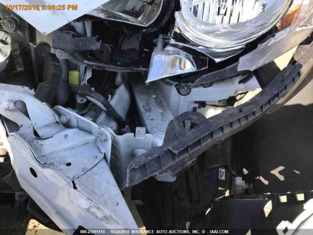 JF2GPABC9HH250505 - 2017 SUBARU CROSSTREK PREMIUM WHITE photo 11