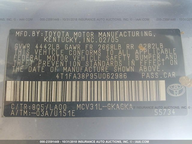 4T1FA38P95U062986 - 2005 TOYOTA CAMRY SOLARA SE/SLE BLUE photo 9