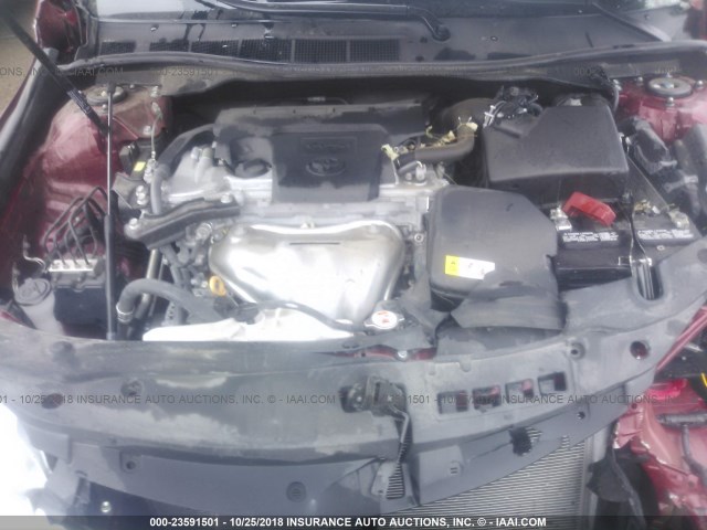 4T1BF1FK0HU671268 - 2017 TOYOTA CAMRY LE/XLE/SE/XSE RED photo 10