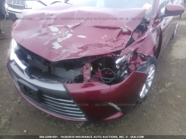 4T1BF1FK0HU671268 - 2017 TOYOTA CAMRY LE/XLE/SE/XSE RED photo 6
