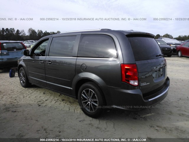 2C4RDGCG5HR545562 - 2017 DODGE GRAND CARAVAN SXT GRAY photo 3