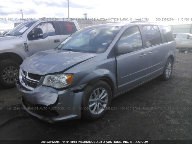 2C4RDGCG4GR226880 - 2016 DODGE GRAND CARAVAN SXT SILVER photo 2